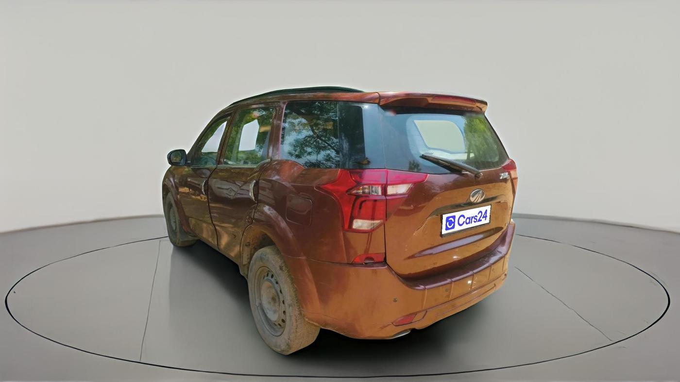 2019 Mahindra XUV500 W5, Diesel, Manual, 66,297 km, exterior