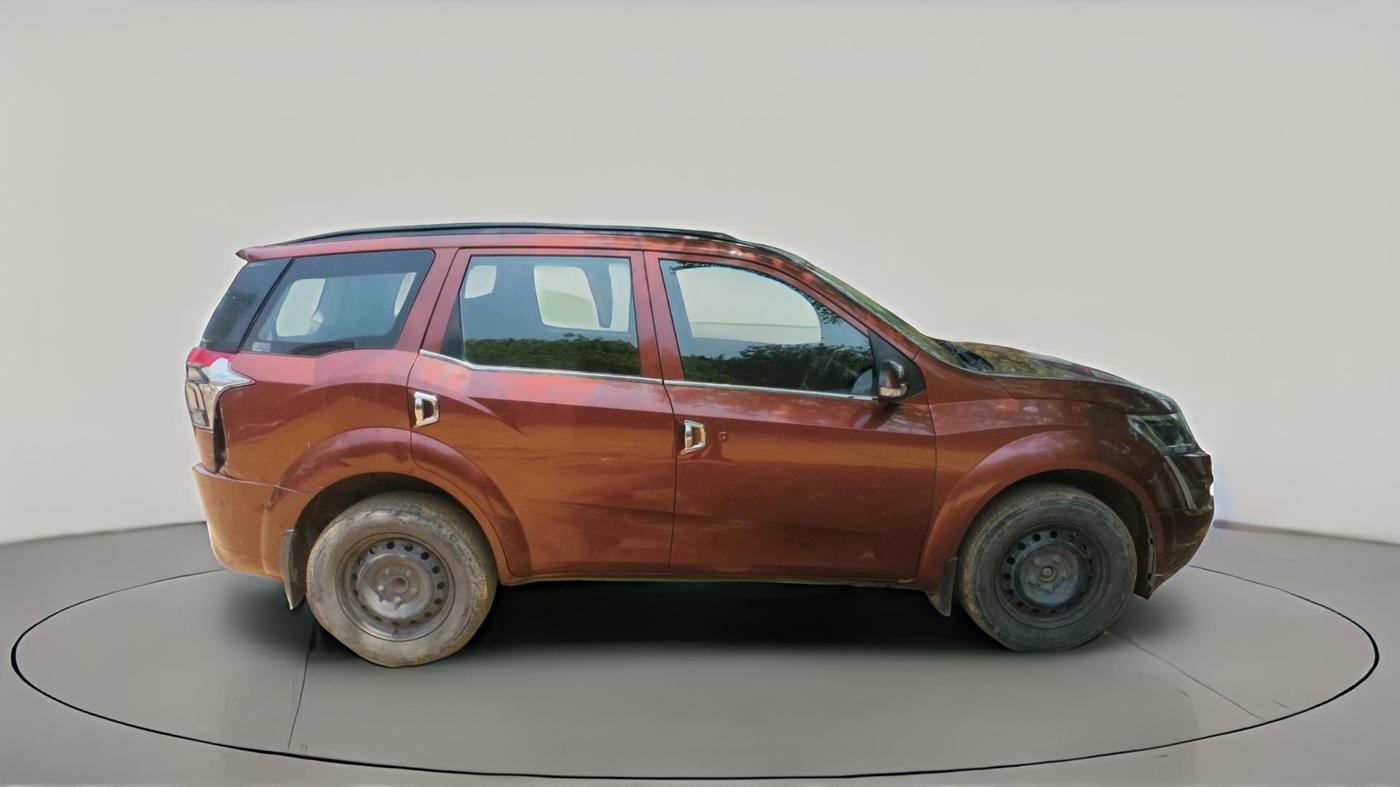 2019 Mahindra XUV500 W5, Diesel, Manual, 66,297 km, exterior