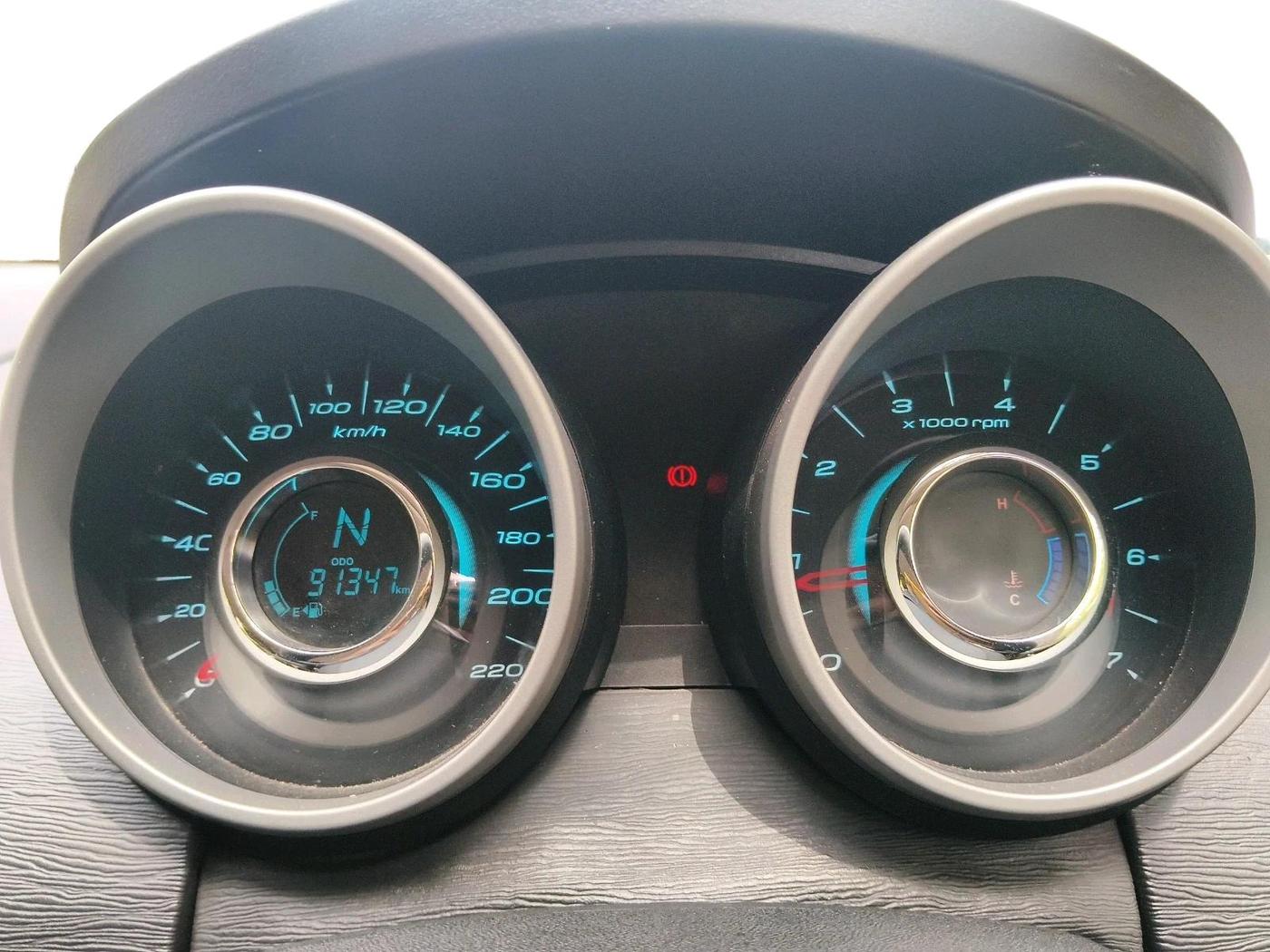 2016 Mahindra XUV500 W6, Diesel, Manual, 91,347 km, interior