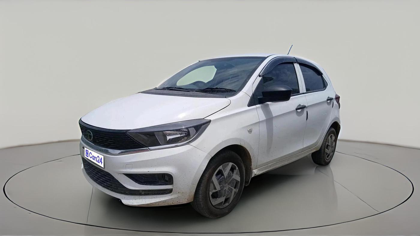 2025 Tata Tiago XM CNG, CNG, Manual, 31,043 km, exterior