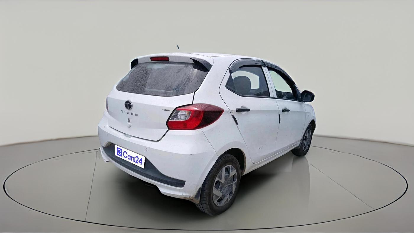 2025 Tata Tiago XM CNG, CNG, Manual, 31,043 km, exterior