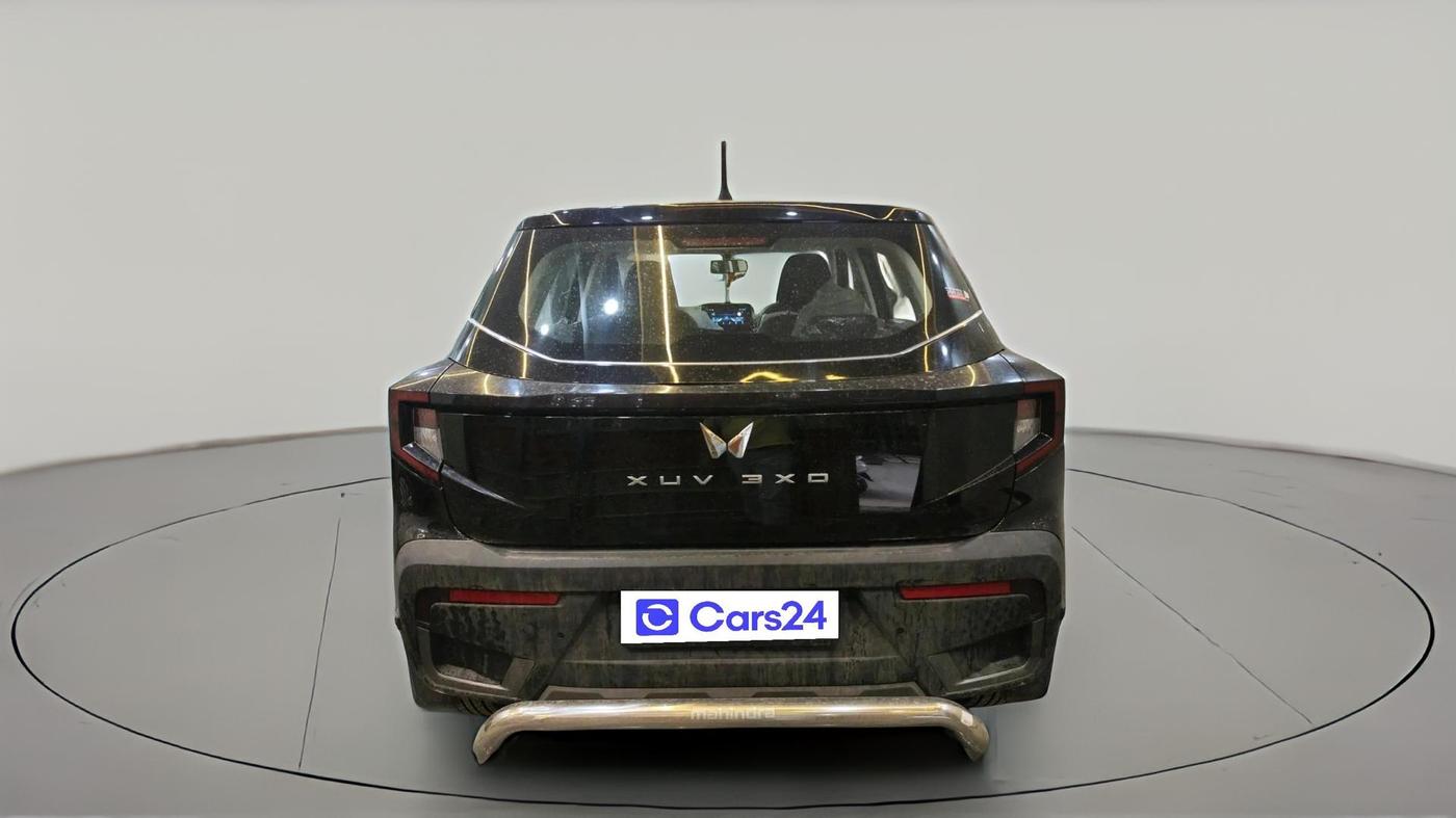 2025 Mahindra XUV 3XO MX2 Pro 1.2 L TCMPFi, Petrol, Manual, 3,584 km, exterior