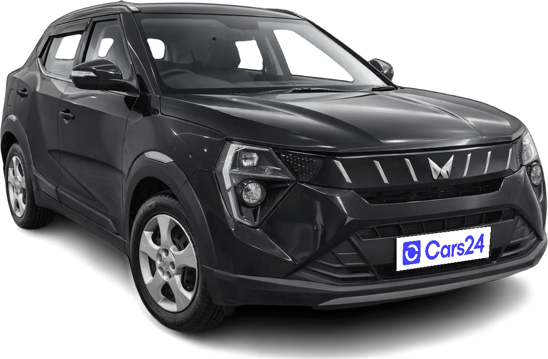 2025 Mahindra XUV 3XO - SUV - Petrol - Manual - ₹9.50 lakh