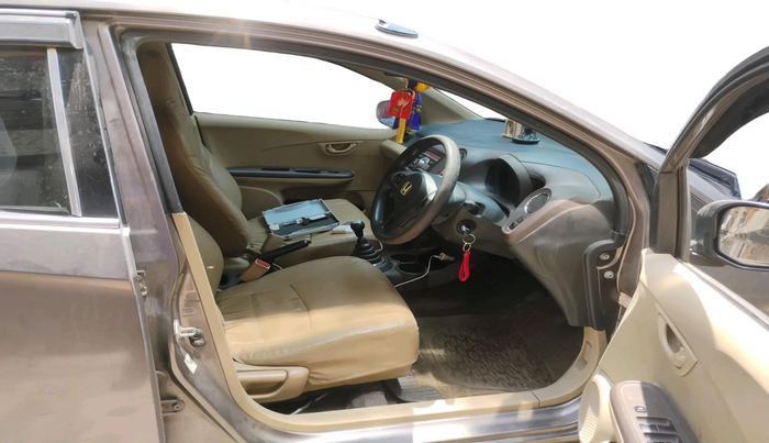 2012 Honda Brio S MT, CNG, Manual, 71,927 km, interior