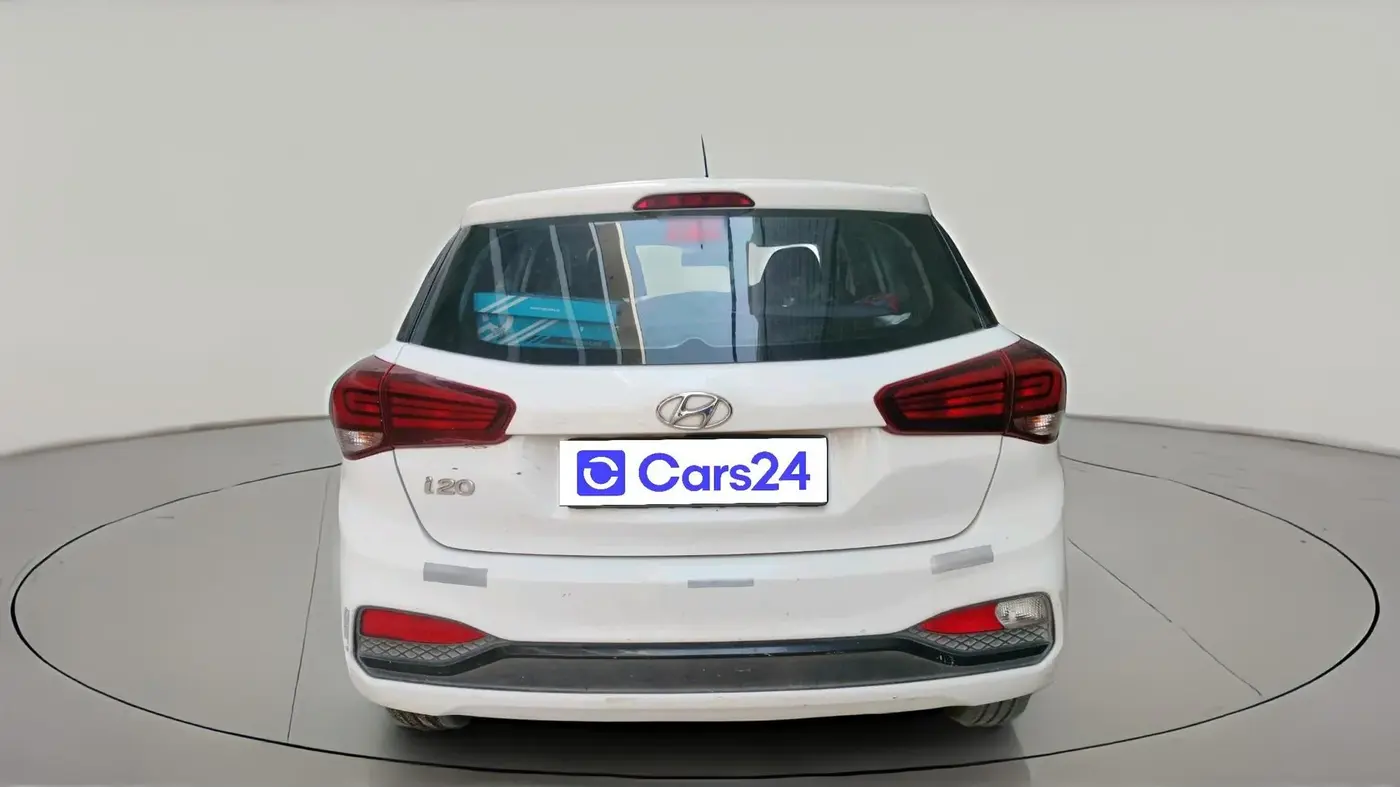 2018 Hyundai Elite i20 MAGNA EXECUTIVE 1.2, CNG, Manual, 1,42,529 km, exterior