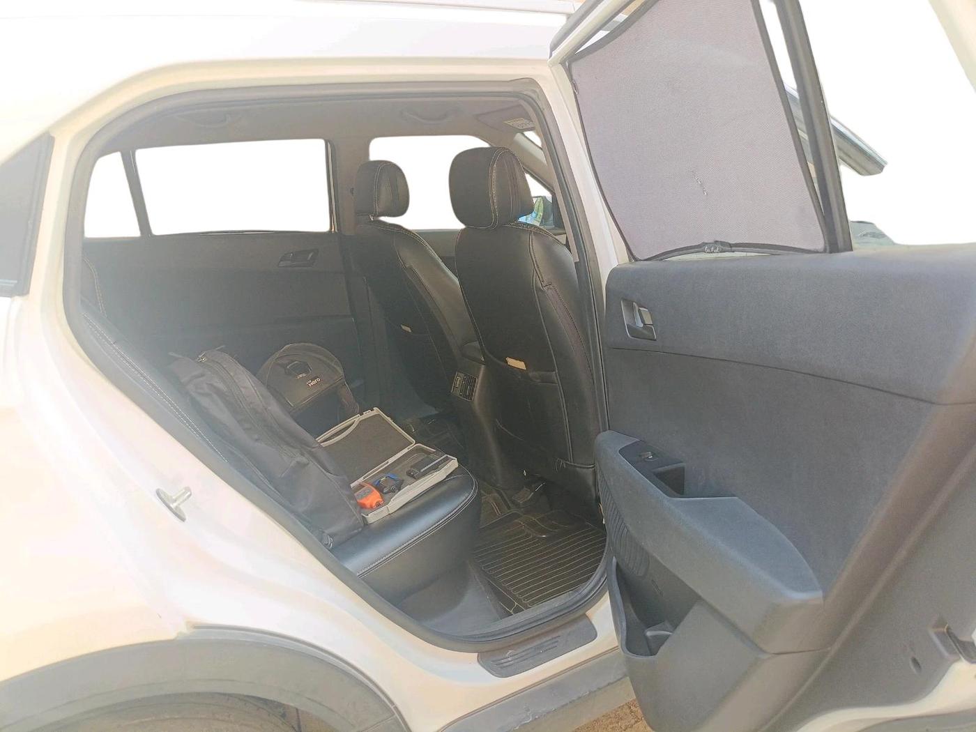 2016 Hyundai Creta E PLUS 1.6 PETROL, Petrol, Manual, 46,910 km, interior