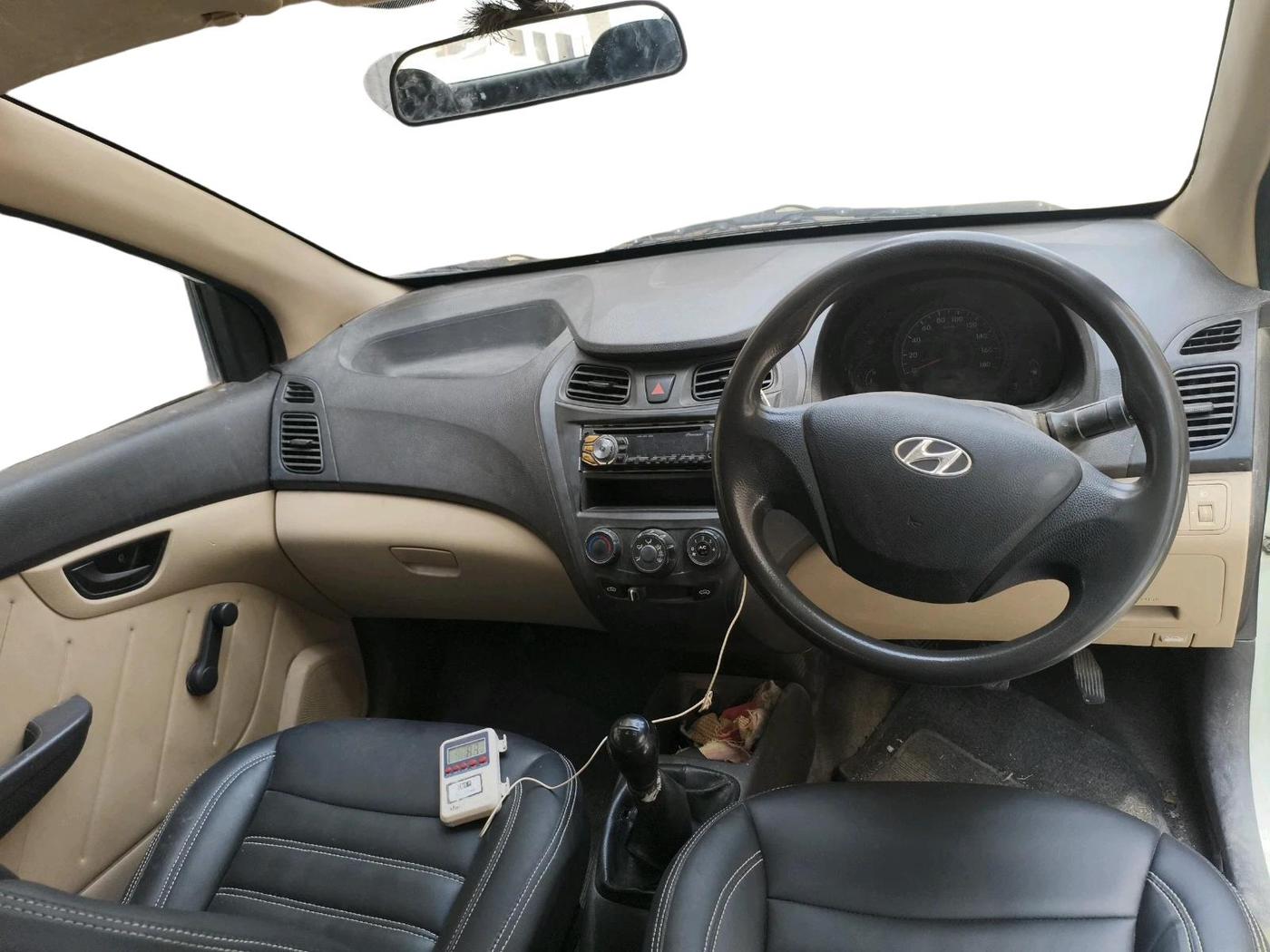 2012 Hyundai Eon D-LITE, CNG, Manual, 81,668 km, interior