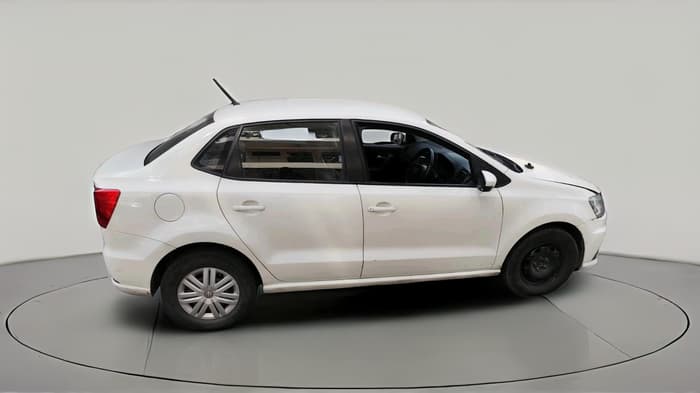 2019 Volkswagen Ameo TRENDLINE 1.0L, CNG, Manual, 1,15,297 km, exterior