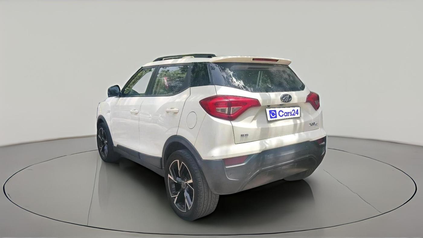 2020 Mahindra XUV300 W6 1.2 PETROL, Petrol, Manual, 23,656 km, exterior