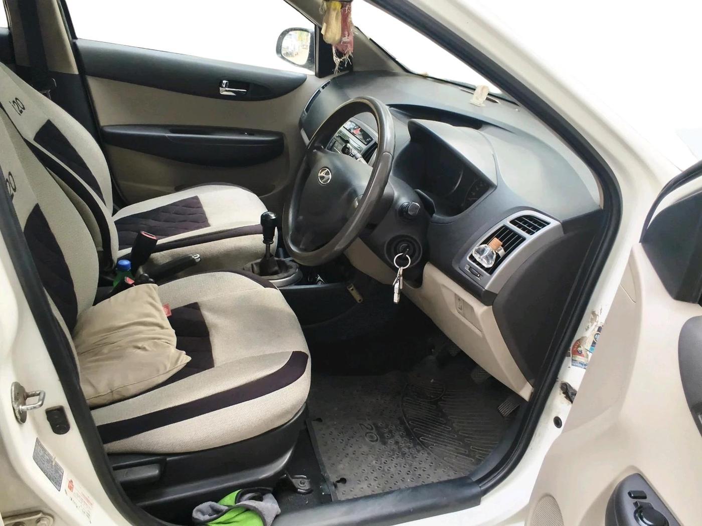 2013 Hyundai i20 MAGNA (O) 1.2, Petrol, Manual, 88,628 km, interior