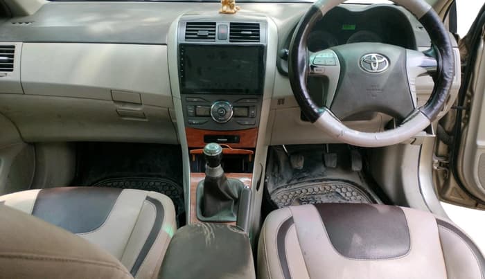 2011 Toyota Corolla Altis G PETROL, CNG, Manual, 1,70,651 km, interior