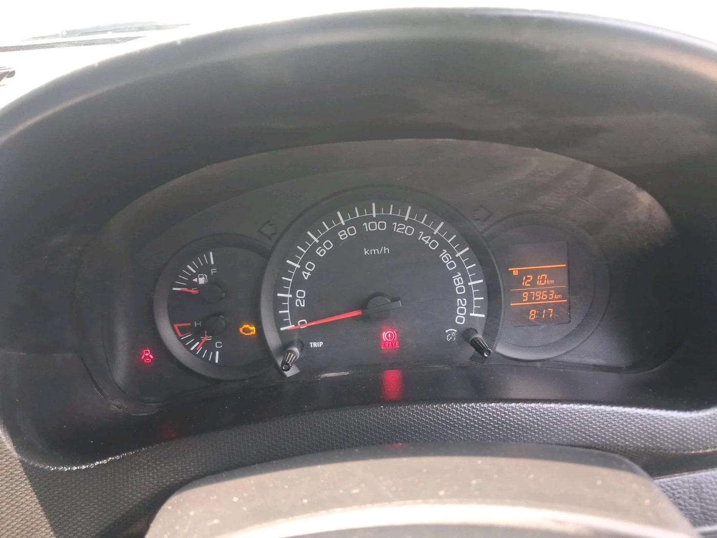 2015 Maruti Swift LXI (O), CNG, Manual, 97,963 km, interior
