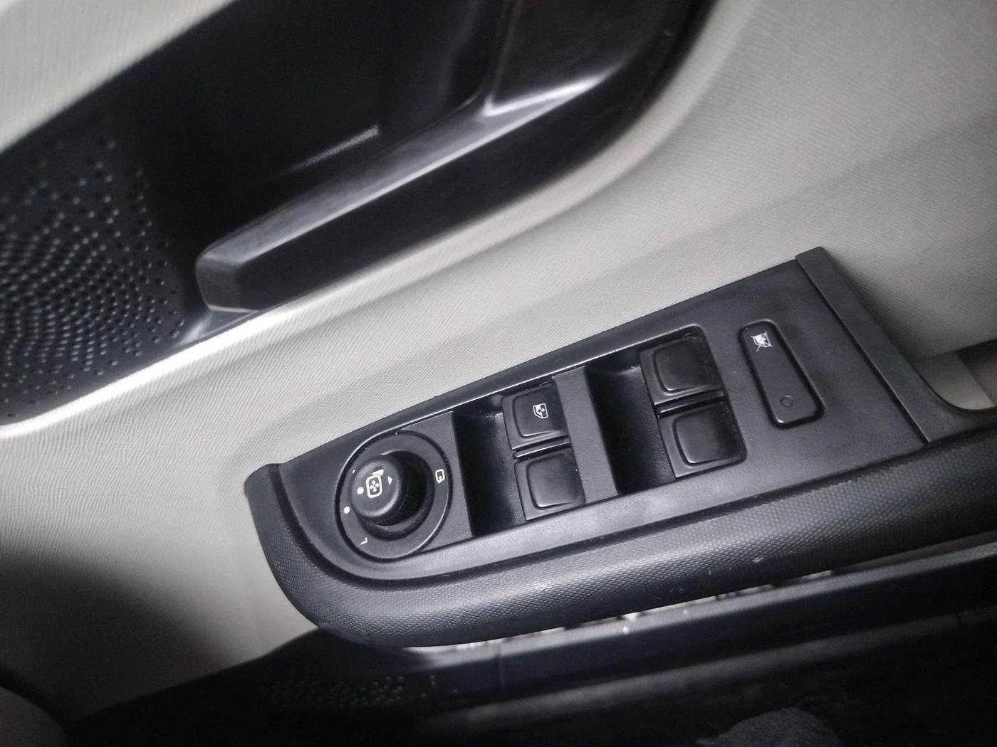 2023 Tata ALTROZ XTA, Petrol, Automatic, 46,898 km, interior