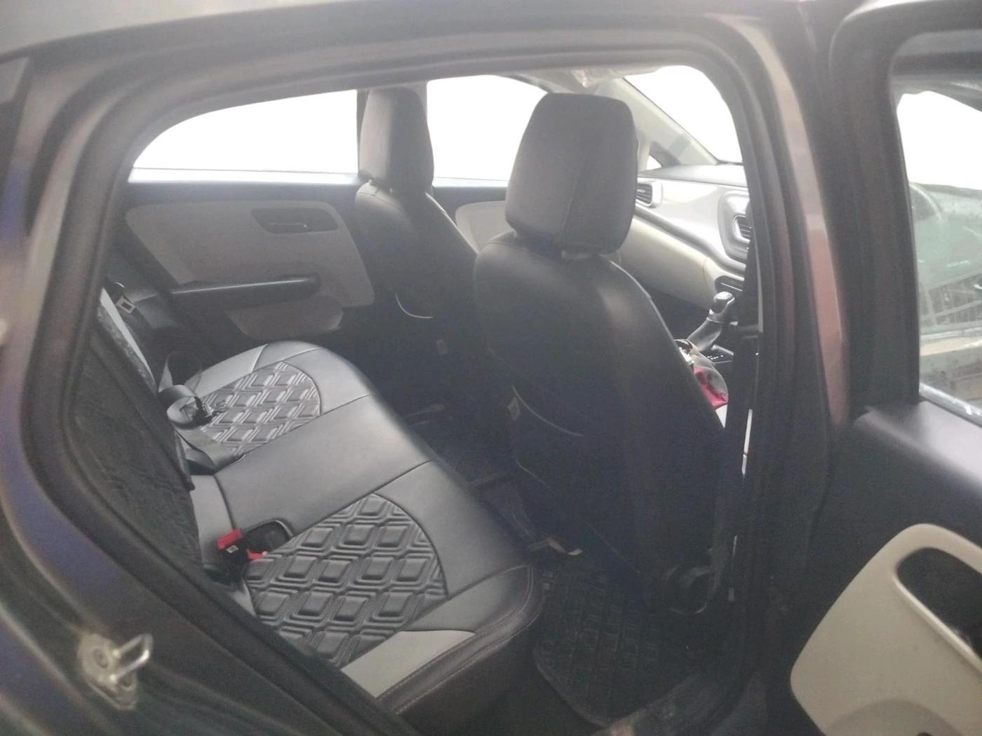 2023 Tata ALTROZ XTA, Petrol, Automatic, 46,898 km, interior
