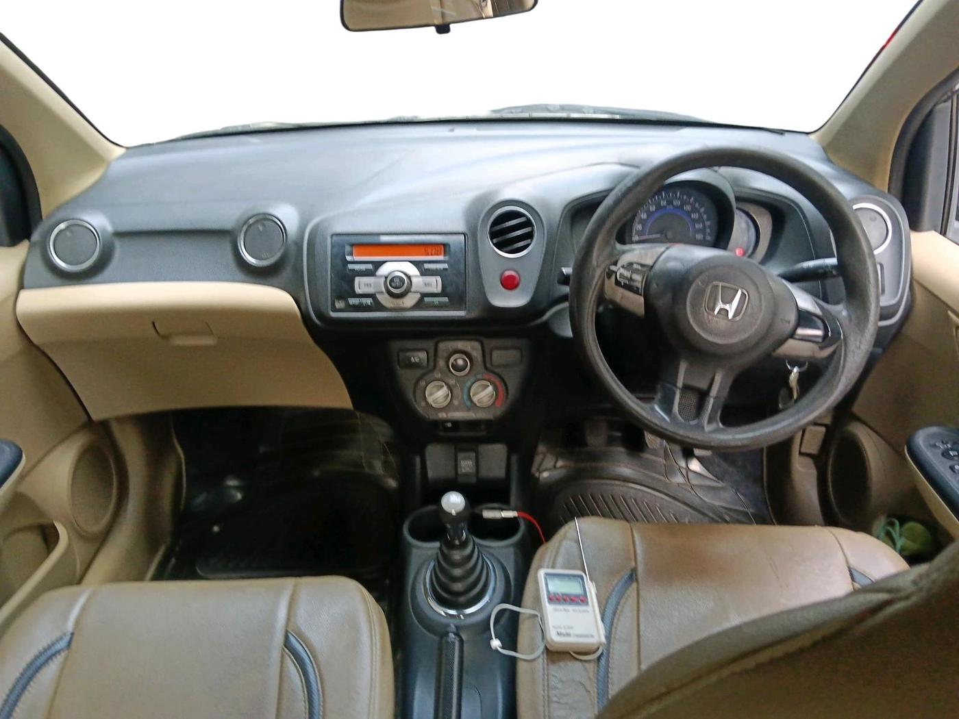 2015 Honda Amaze 1.2L I-VTEC S, Petrol, Manual, 1,47,841 km, interior