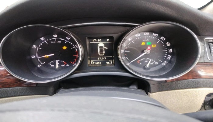 2012 Skoda Superb ELEGANCE 1.8 TSI AT, Petrol, Automatic, 1,01,463 km, interior