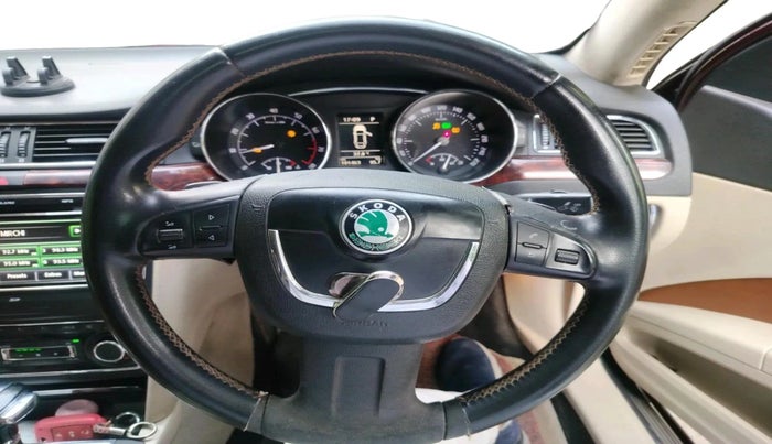 2012 Skoda Superb ELEGANCE 1.8 TSI AT, Petrol, Automatic, 1,01,463 km, interior