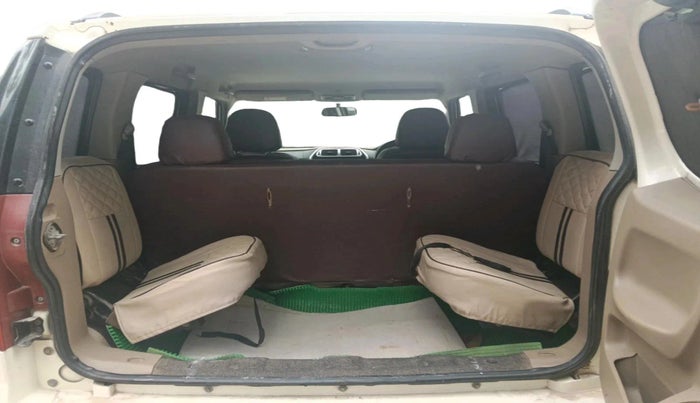 2016 Mahindra TUV300 T8, Diesel, Manual, 53,074 km, exterior