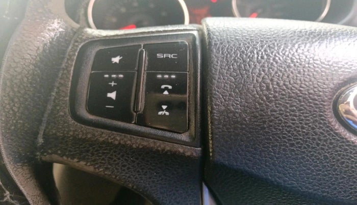 2016 Mahindra TUV300 T8, Diesel, Manual, 53,074 km, interior