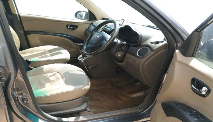 2011 Hyundai i10 MAGNA 1.2, Petrol, Manual, 94,188 km, interior