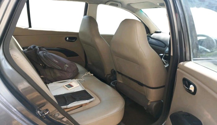 2011 Hyundai i10 MAGNA 1.2, Petrol, Manual, 94,188 km, interior