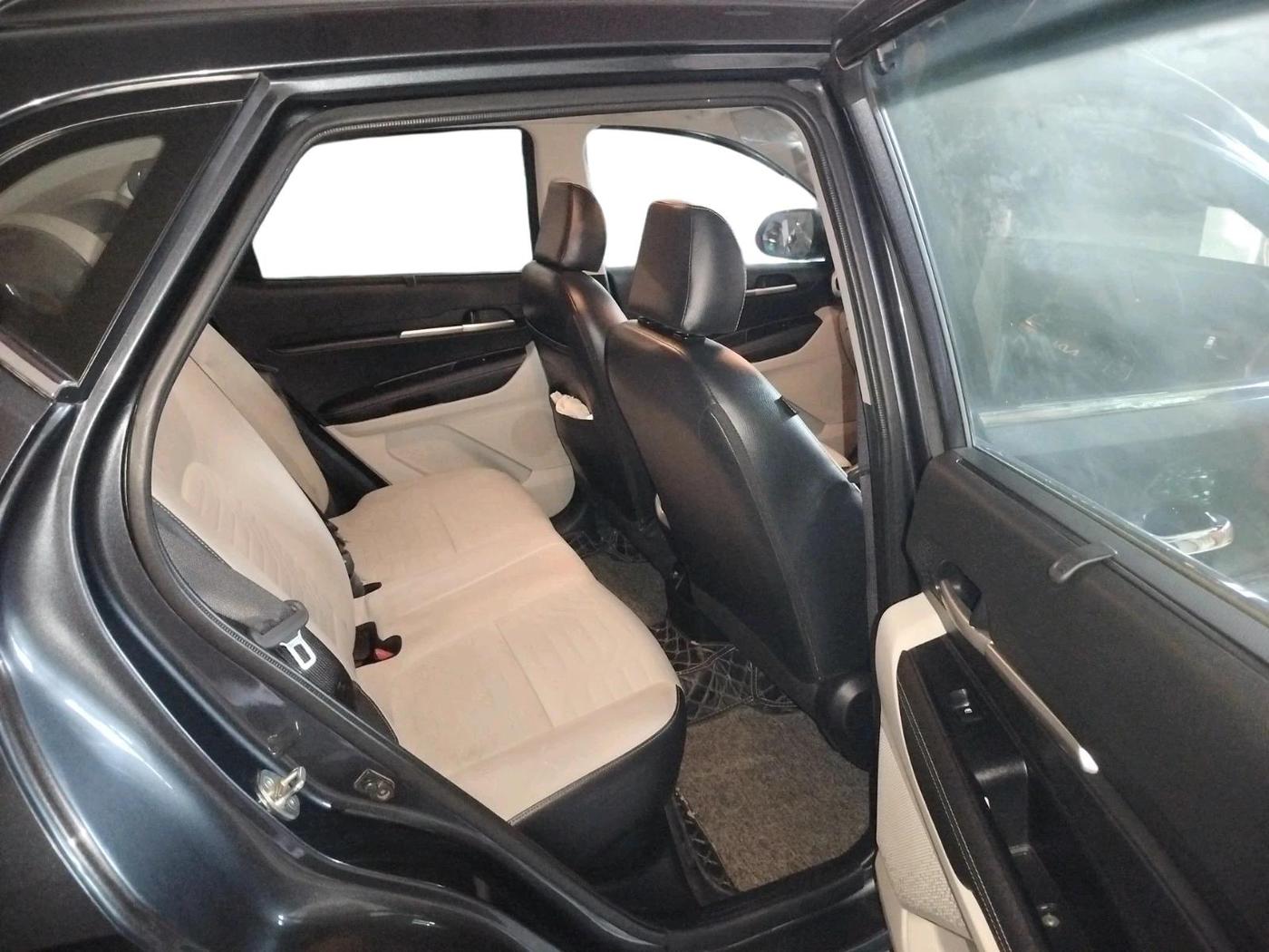 2023 KIA SONET HTX 1.0 IMT, Petrol, Manual, 38,182 km, interior