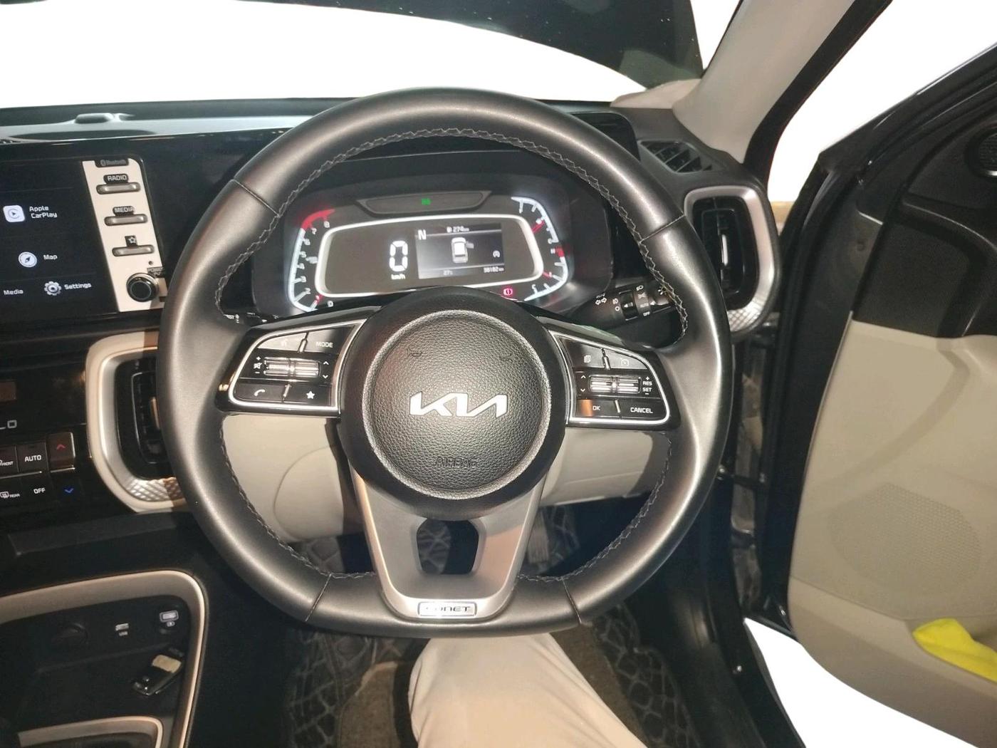 2023 KIA SONET HTX 1.0 IMT, Petrol, Manual, 38,182 km, interior
