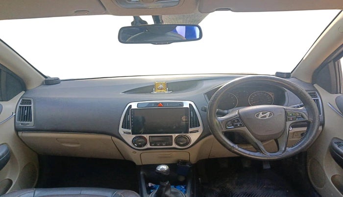 2013 Hyundai i20 SPORTZ 1.2, CNG, Manual, 63,296 km, interior