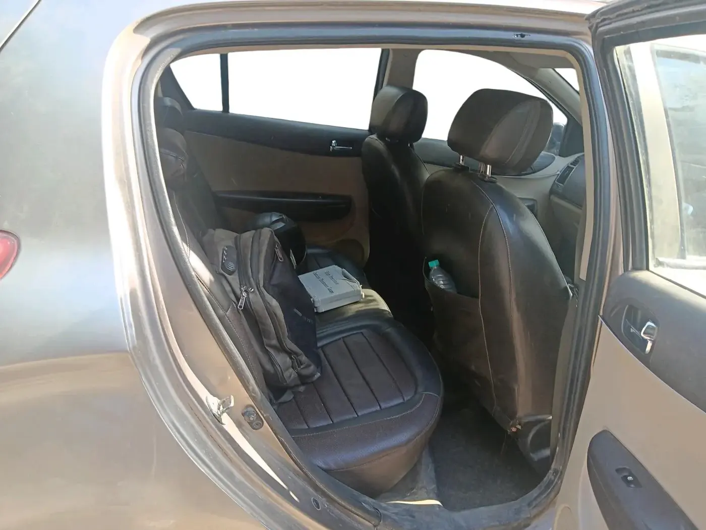2013 Hyundai i20 SPORTZ 1.2, CNG, Manual, 63,296 km, interior