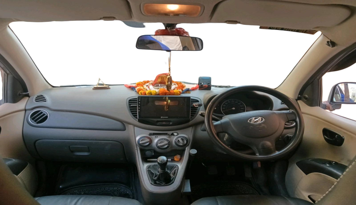 2013 Hyundai i10 ERA 1.1, CNG, Manual, 1,33,202 km, interior
