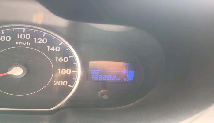 2013 Hyundai i10 ERA 1.1, CNG, Manual, 1,33,202 km, interior