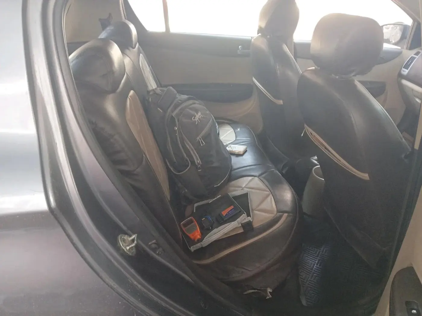 2011 Hyundai i20 MAGNA 1.2, Petrol, Manual, 80,199 km, interior