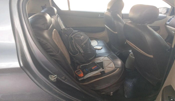 2011 Hyundai i20 MAGNA 1.2, Petrol, Manual, 80,199 km, interior