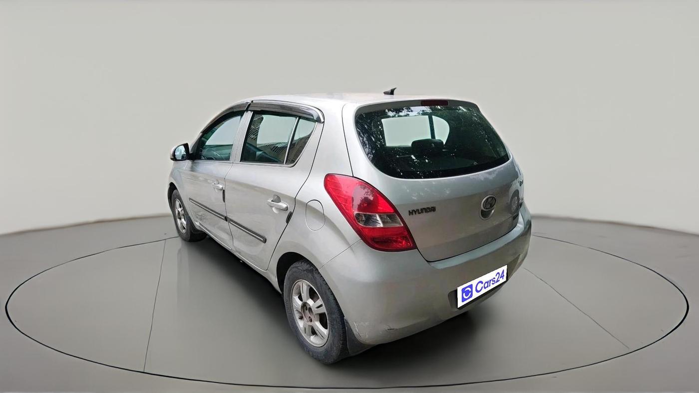 2011 Hyundai i20 SPORTZ 1.2, CNG, Manual, 1,42,381 km, exterior