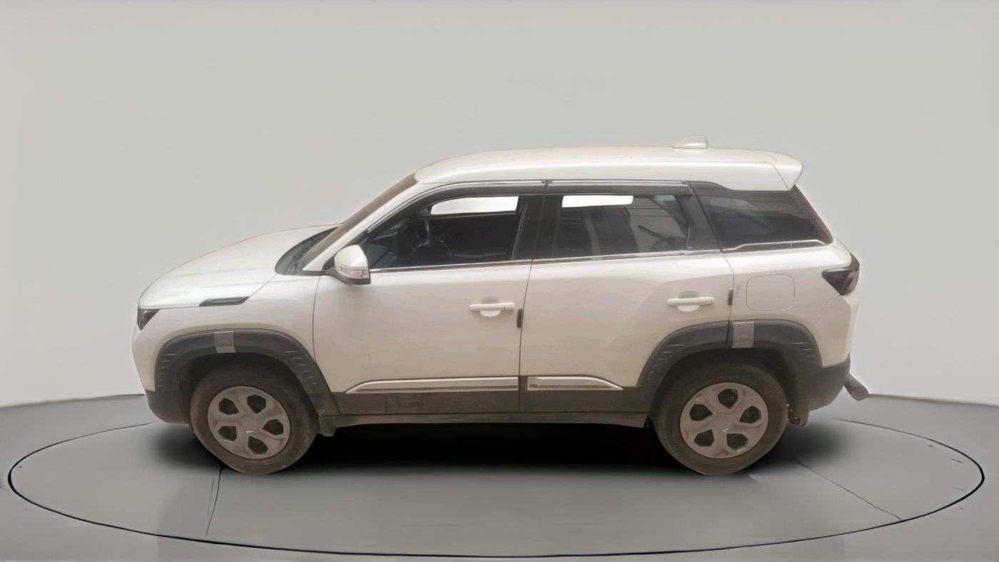 2025 Maruti BREZZA LXI S- CNG, CNG, Manual, 10,175 km, exterior