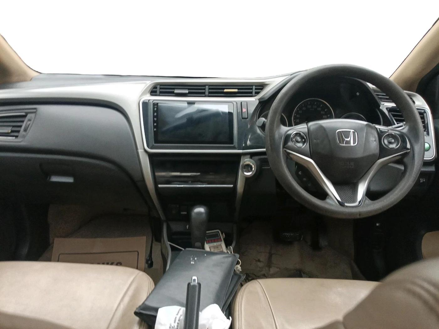 2017 Honda City 1.5L I-VTE V CVT, Petrol, Automatic, 1,29,156 km, interior