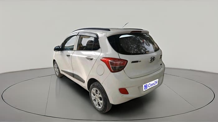 2015 Hyundai Grand i10 SPORTZ 1.2 KAPPA VTVT, Petrol, Manual, 68,529 km, exterior