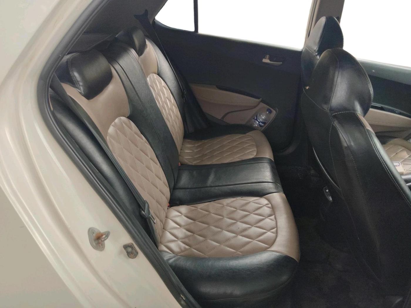 2015 Hyundai Grand i10 SPORTZ 1.2 KAPPA VTVT, Petrol, Manual, 68,529 km, interior