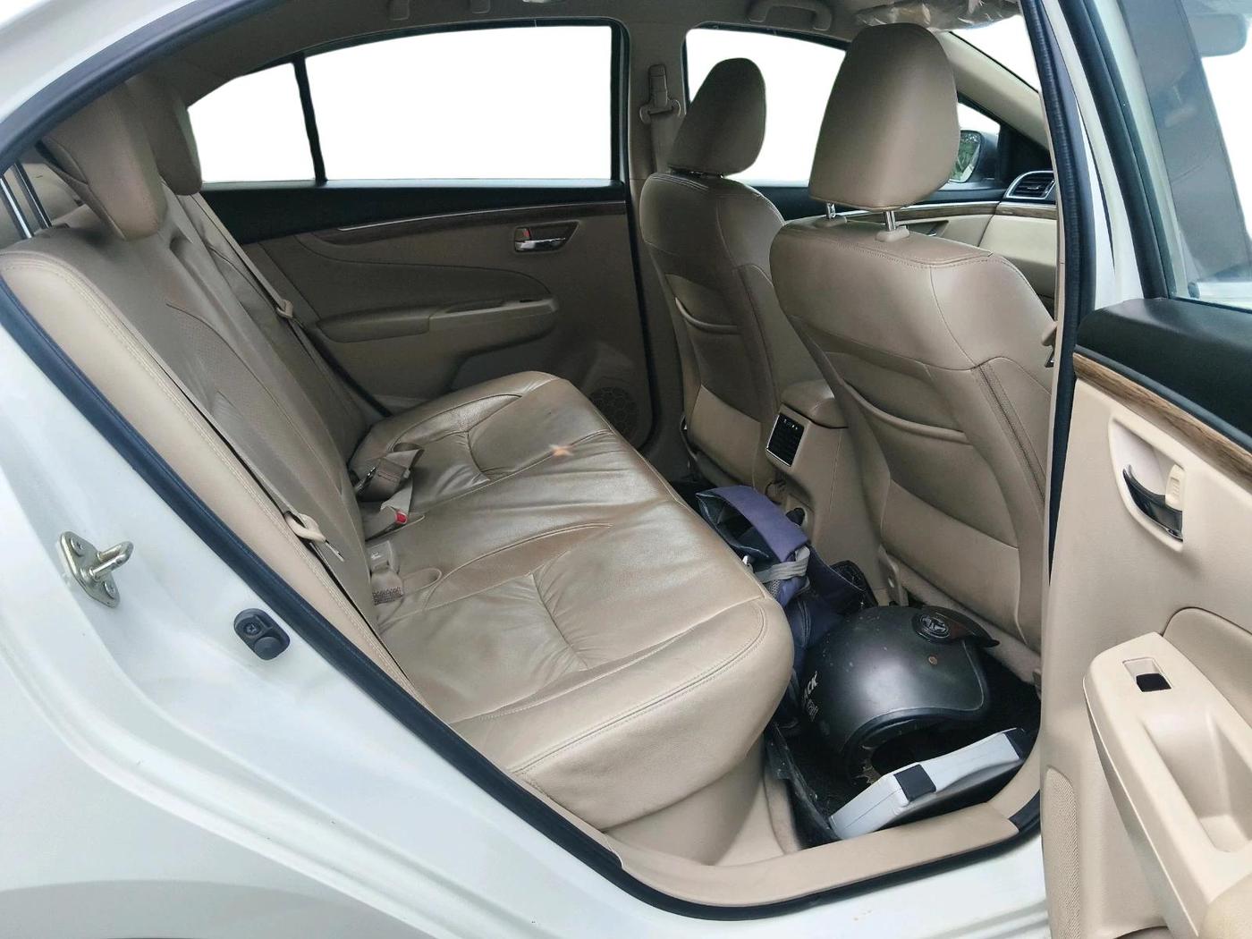 2023 Maruti Ciaz ALPHA 1.5 SHVS PETROL, Petrol, Manual, 45,193 km, interior
