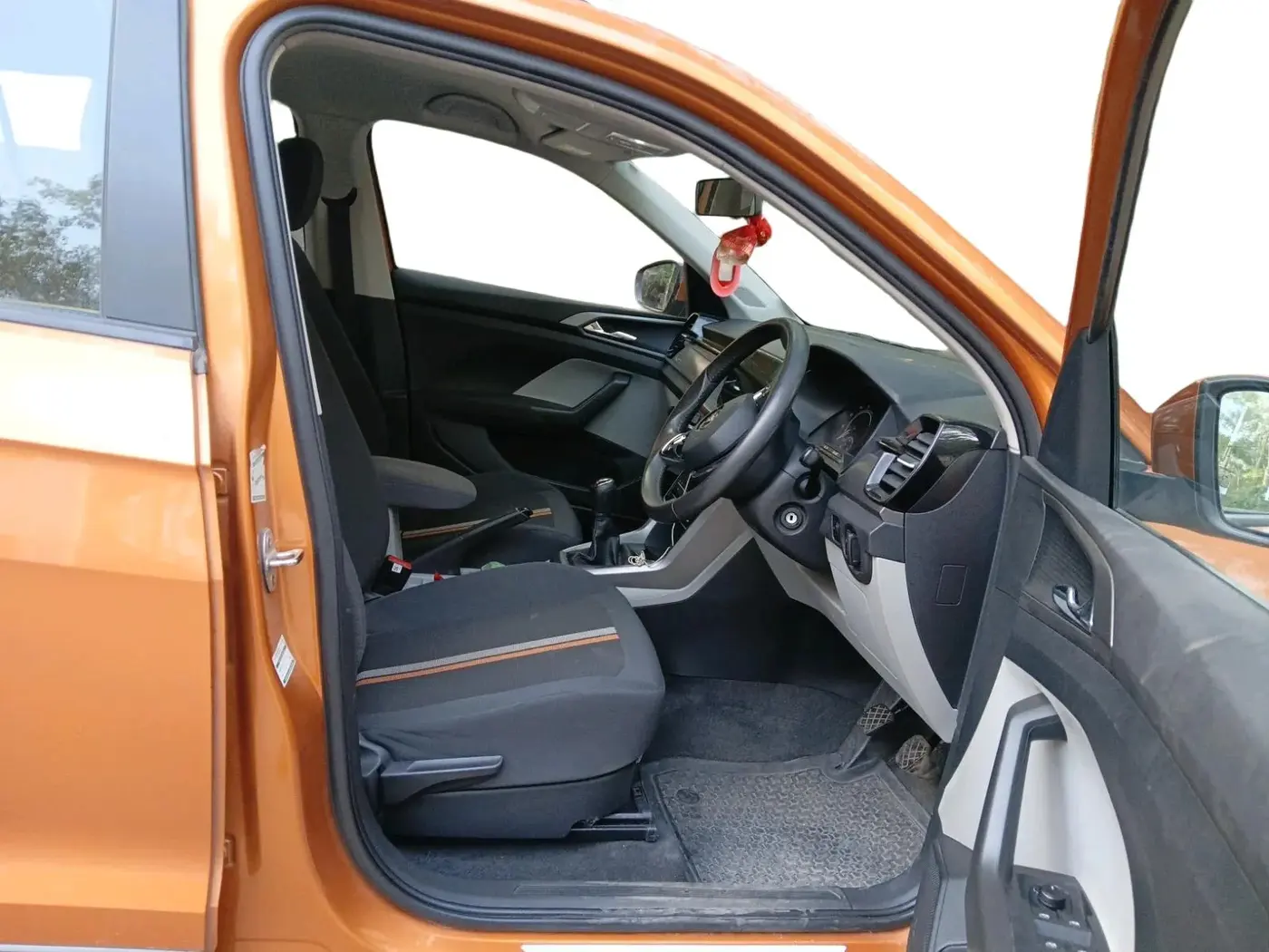 2021 Skoda KUSHAQ AMBITION 1.0L TSI MT, Petrol, Manual, 13,263 km, interior
