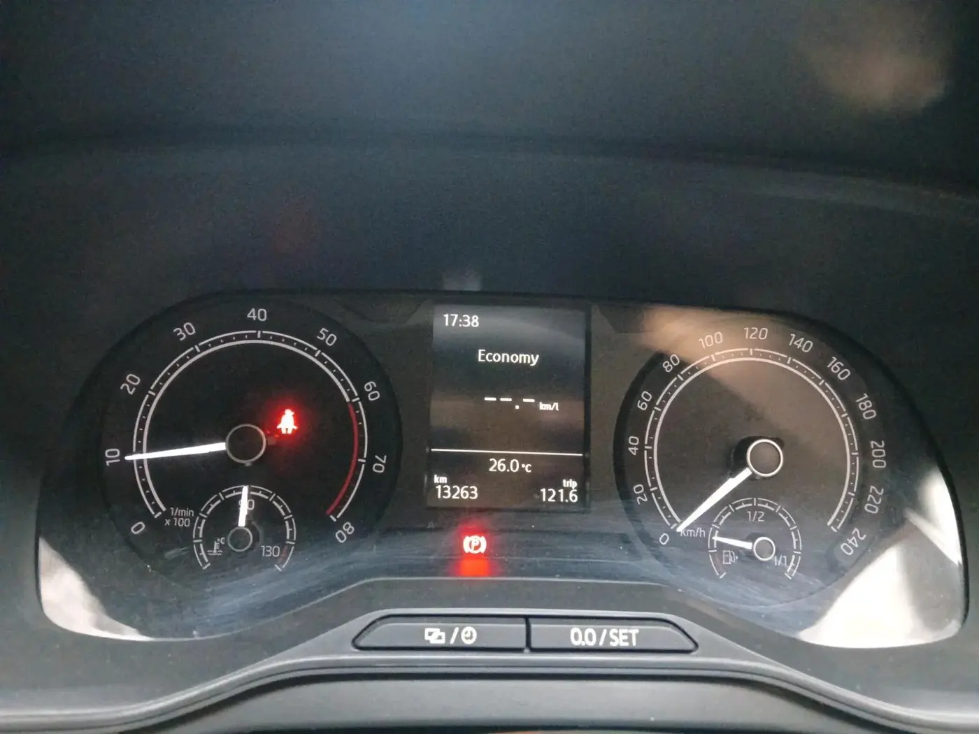 2021 Skoda KUSHAQ AMBITION 1.0L TSI MT, Petrol, Manual, 13,263 km, interior