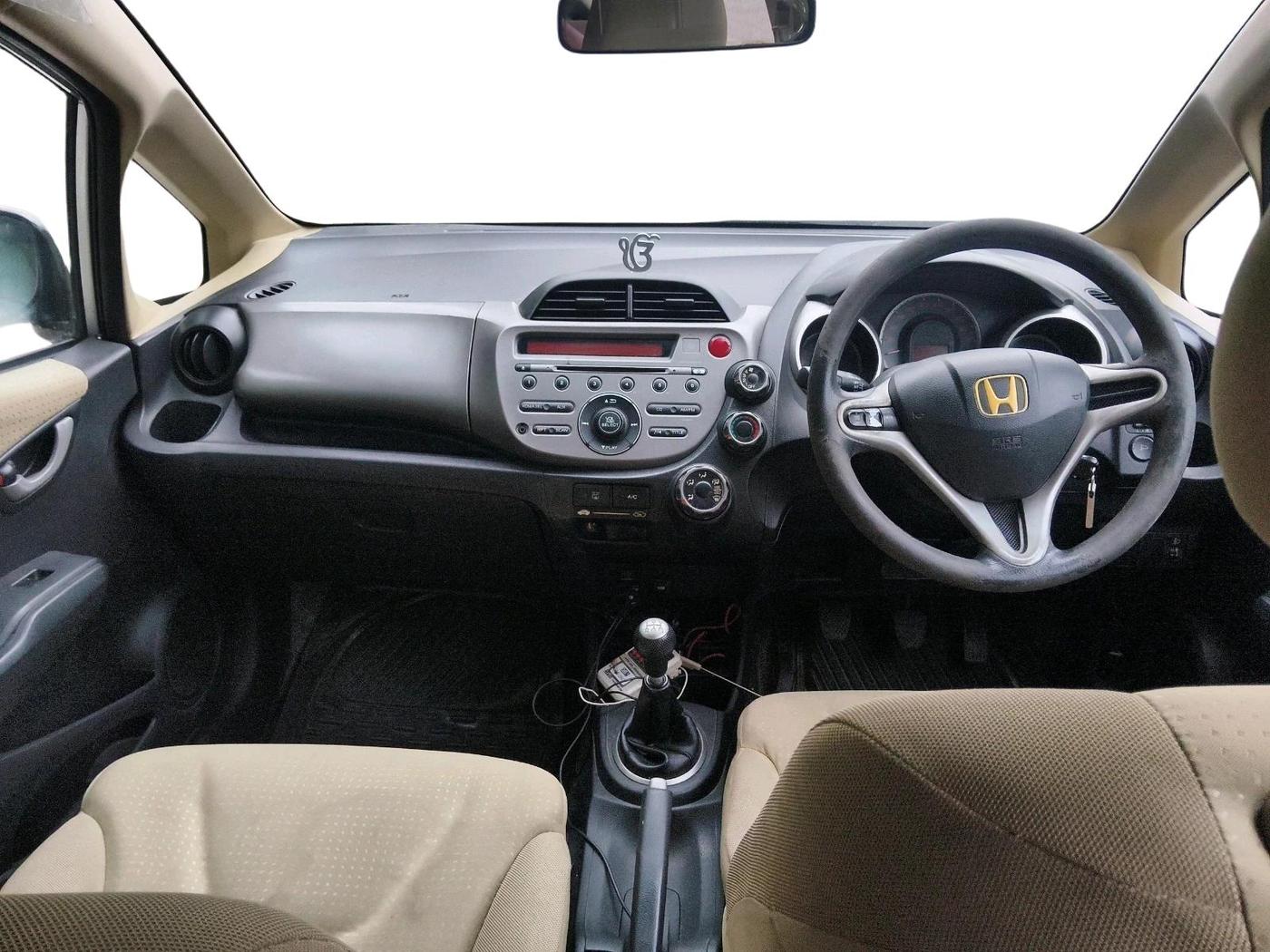 2012 Honda Jazz 1.2L I-VTEC BASE, Petrol, Manual, 1,57,707 km, interior