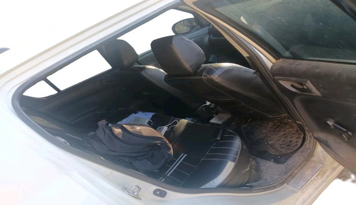 2012 Maruti Swift LXI, Petrol, Manual, 86,151 km, interior