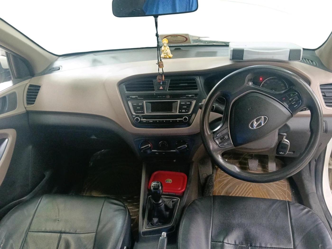 2014 Hyundai Elite i20 MAGNA 1.2, Petrol, Manual, 93,301 km, interior