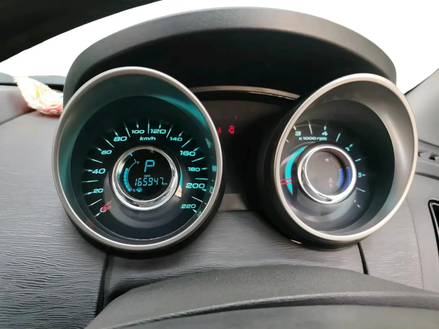 2019 Mahindra XUV500 W7 AT, Diesel, Automatic, 1,65,947 km, interior