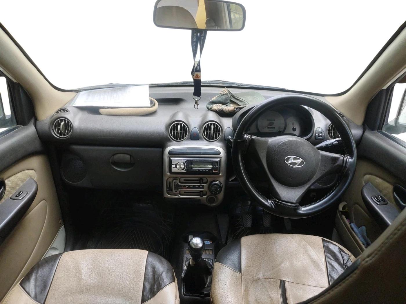 2013 Hyundai Santro Xing GL PLUS, CNG, Manual, 1,53,892 km, interior