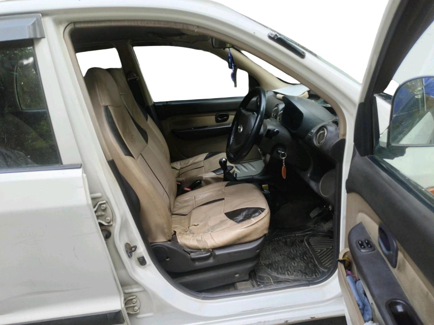 2013 Hyundai Santro Xing GL PLUS, CNG, Manual, 1,53,892 km, interior