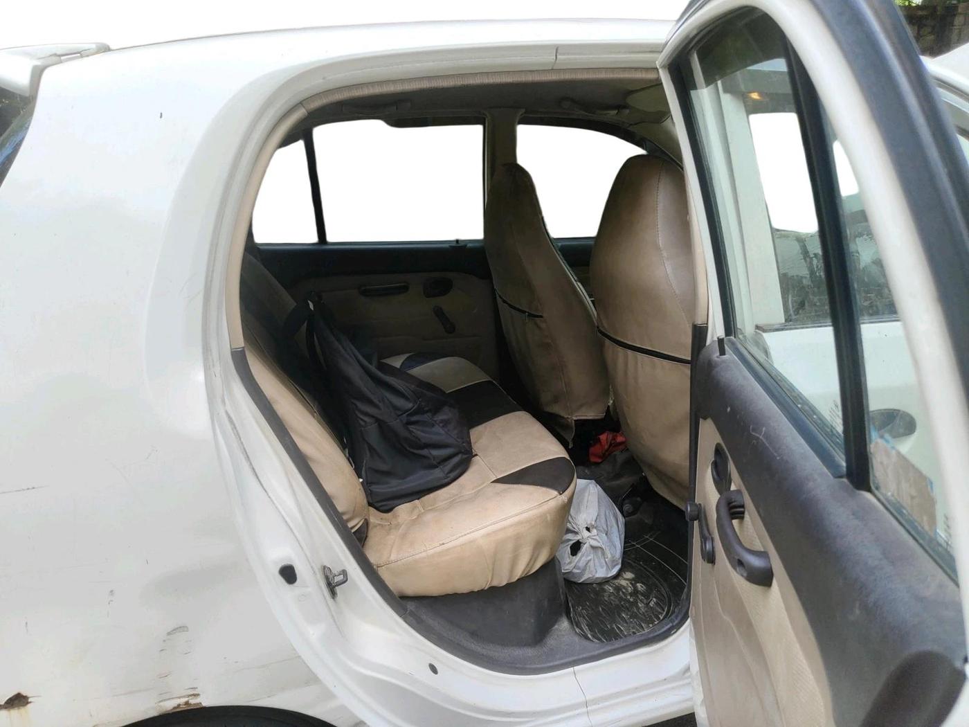 2013 Hyundai Santro Xing GL PLUS, CNG, Manual, 1,53,892 km, interior