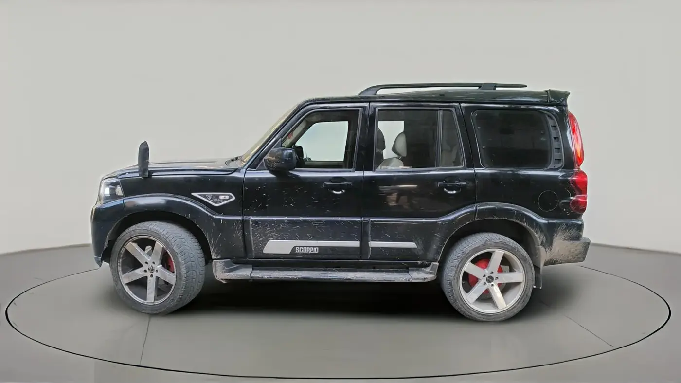 2024 Mahindra SCORPIO CLASSIC S 7STR, Diesel, Manual, 28,801 km, exterior