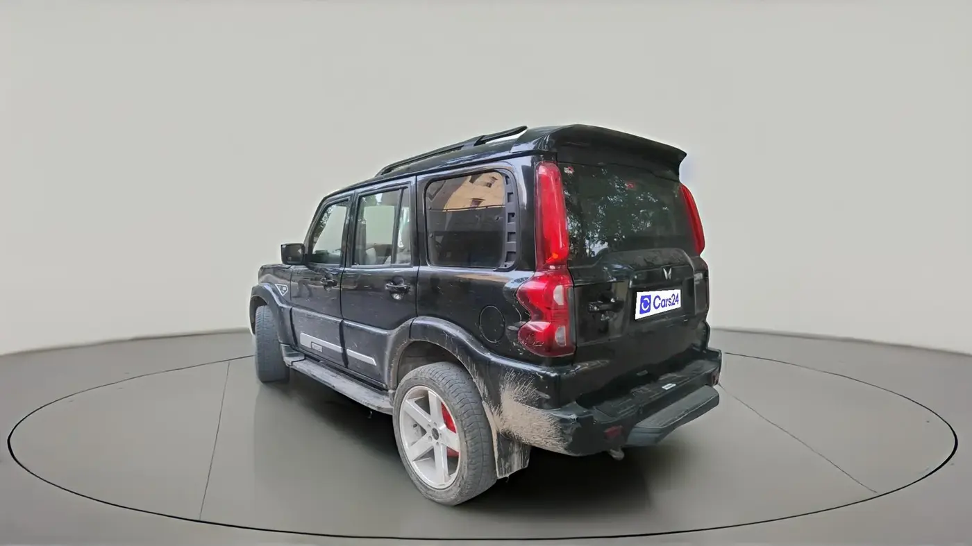 2024 Mahindra SCORPIO CLASSIC S 7STR, Diesel, Manual, 28,801 km, exterior